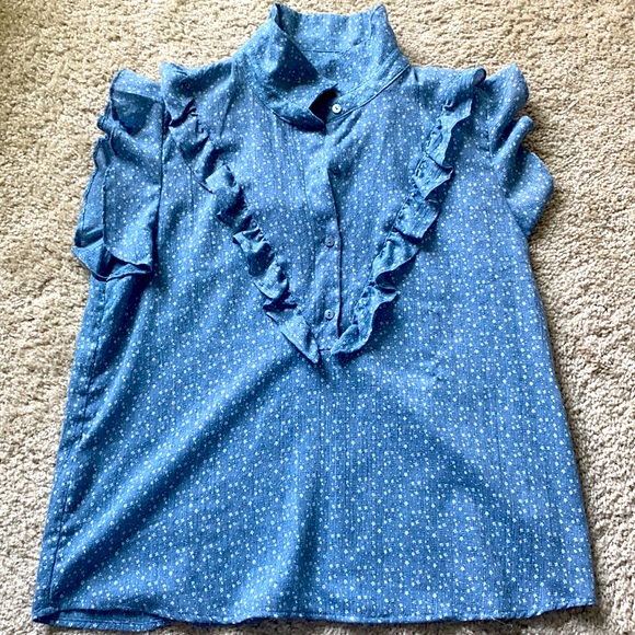 Beautiful Cornflower Blue Ruffle Top - Picture 1 of 2